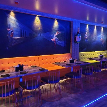 Hôtel Virat Ambe Sports Club à Ulhāsnagar Extérieur photo