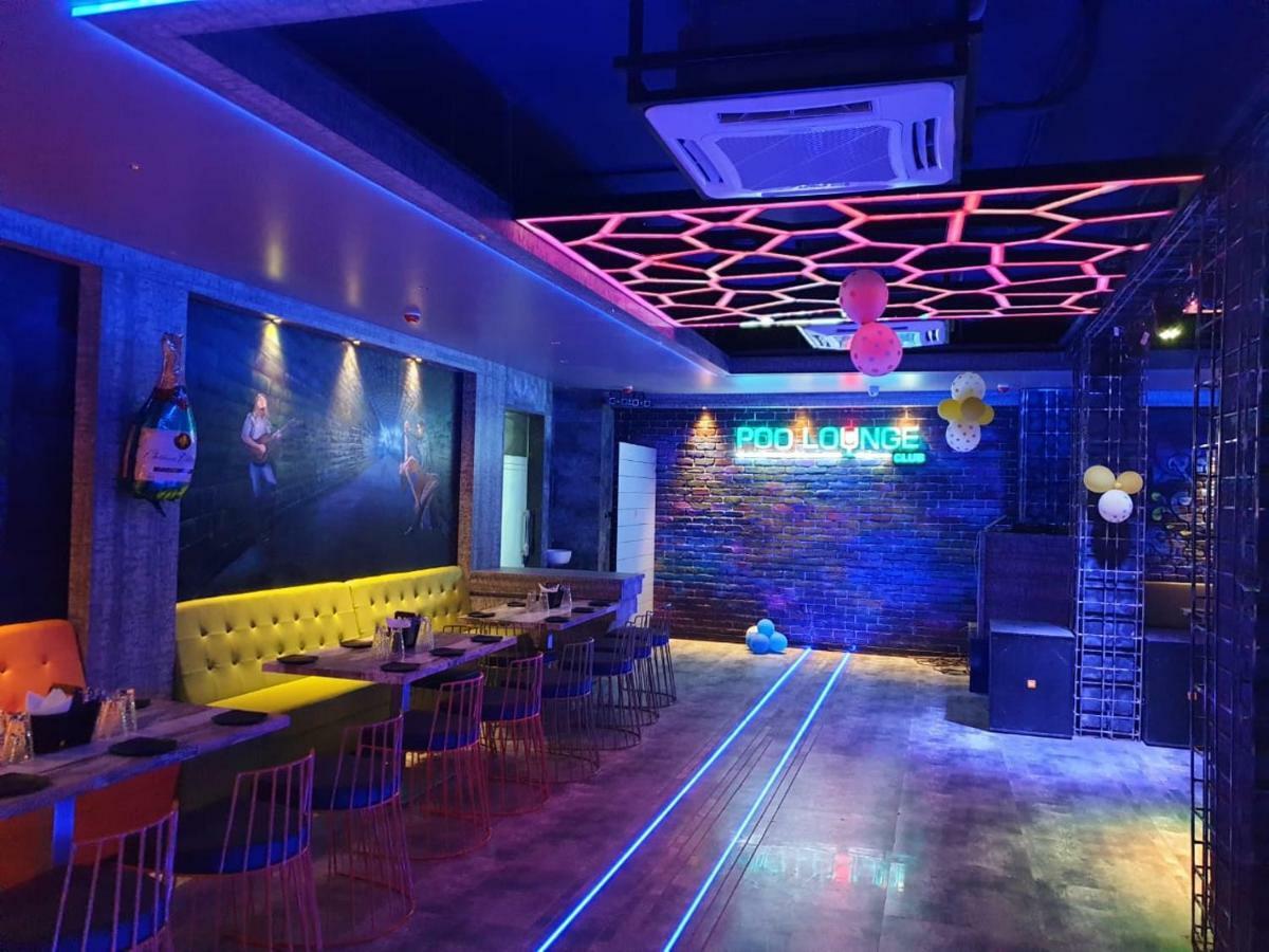 Hôtel Virat Ambe Sports Club à Ulhāsnagar Extérieur photo