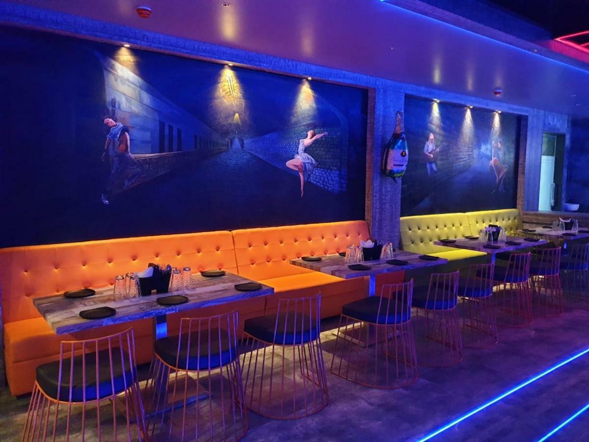 Hôtel Virat Ambe Sports Club à Ulhāsnagar Extérieur photo